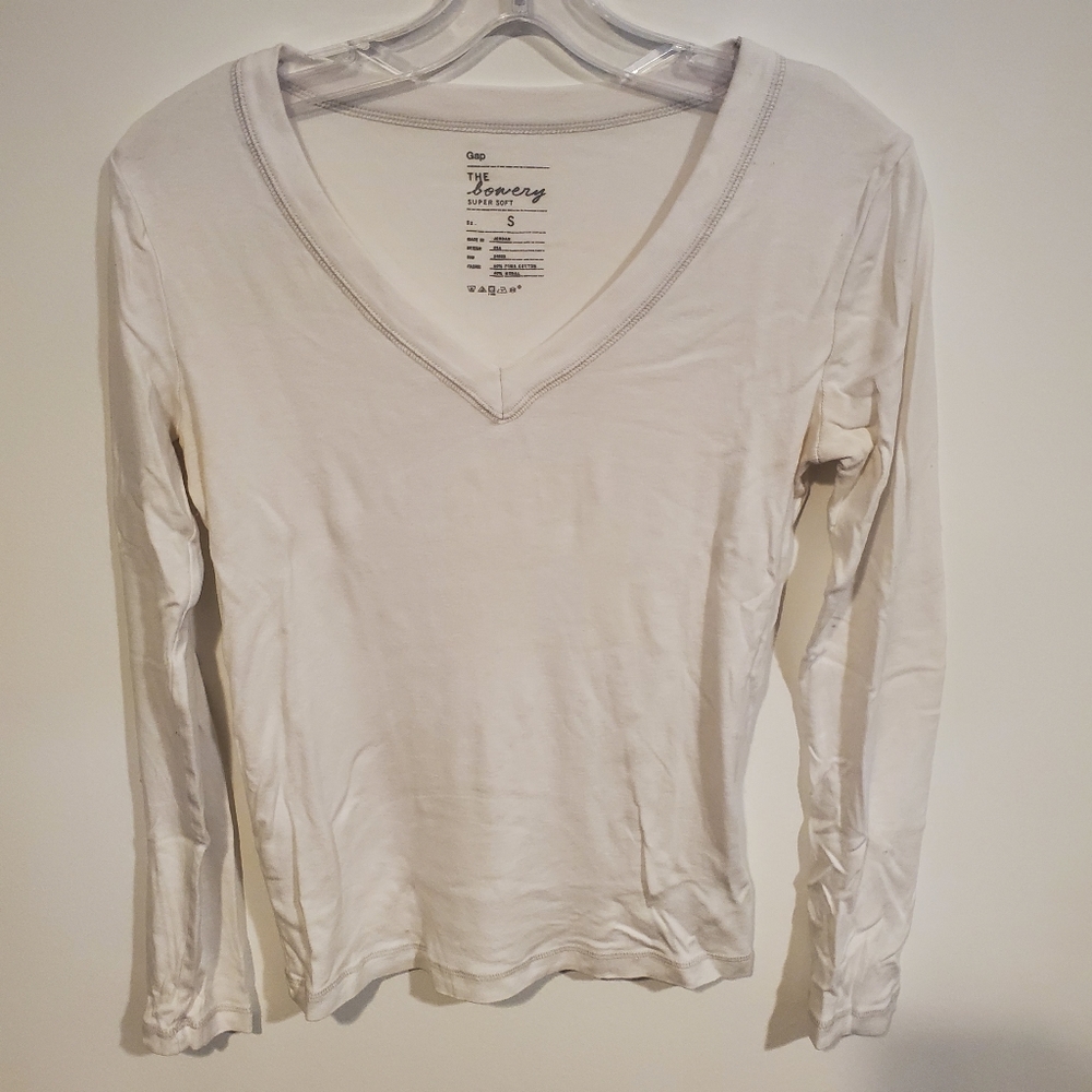 Sz S Gap Long Sleeve Tee